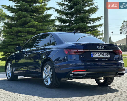 Синій Ауді А4, об'ємом двигуна 2 л та пробігом 50 тис. км за 27000 $, фото 48 на Automoto.ua