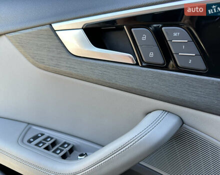 Синій Ауді А4, об'ємом двигуна 2 л та пробігом 50 тис. км за 27000 $, фото 30 на Automoto.ua