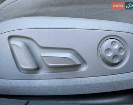 Синій Ауді А4, об'ємом двигуна 2 л та пробігом 50 тис. км за 27000 $, фото 32 на Automoto.ua