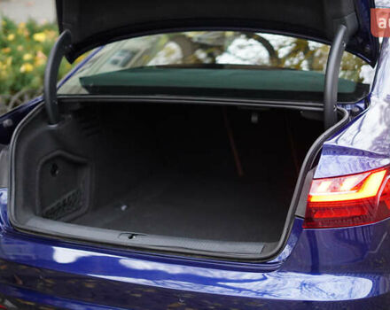 Синій Ауді А4, об'ємом двигуна 1.98 л та пробігом 63 тис. км за 30200 $, фото 33 на Automoto.ua