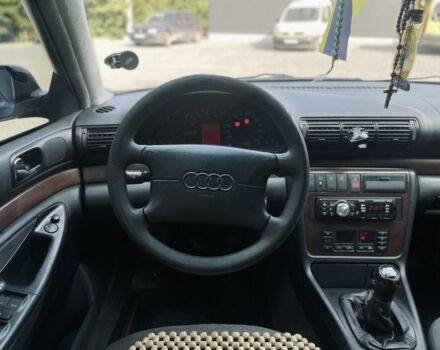 Синій Ауді А4, об'ємом двигуна 1.8 л та пробігом 434 тис. км за 3500 $, фото 15 на Automoto.ua