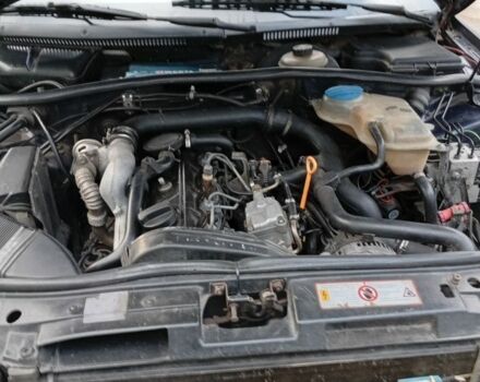 Синий Ауди А4, объемом двигателя 1.9 л и пробегом 300 тыс. км за 3787 $, фото 5 на Automoto.ua