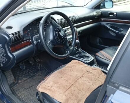 Синий Ауди А4, объемом двигателя 1.9 л и пробегом 300 тыс. км за 3787 $, фото 6 на Automoto.ua