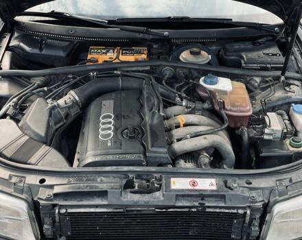 Синій Ауді А4, об'ємом двигуна 1.8 л та пробігом 434 тис. км за 3500 $, фото 19 на Automoto.ua