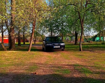 Синий Ауди А4, объемом двигателя 1.8 л и пробегом 370 тыс. км за 3700 $, фото 1 на Automoto.ua