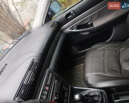 Синий Ауди А4, объемом двигателя 1.8 л и пробегом 426 тыс. км за 3500 $, фото 4 на Automoto.ua