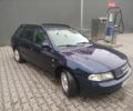 Синий Ауди А4, объемом двигателя 1.8 л и пробегом 340 тыс. км за 2750 $, фото 1 на Automoto.ua