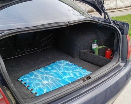 Синий Ауди А4, объемом двигателя 1.9 л и пробегом 300 тыс. км за 3787 $, фото 4 на Automoto.ua