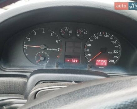 Синий Ауди А4, объемом двигателя 1.8 л и пробегом 426 тыс. км за 3500 $, фото 3 на Automoto.ua