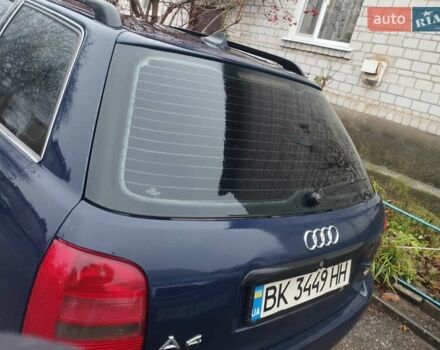 Синий Ауди А4, объемом двигателя 1.8 л и пробегом 426 тыс. км за 3500 $, фото 2 на Automoto.ua