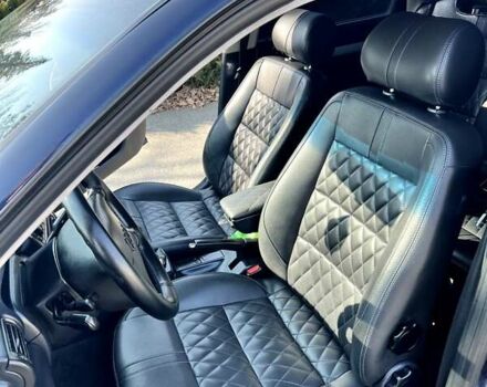 Синий Ауди А4, объемом двигателя 1.8 л и пробегом 375 тыс. км за 3100 $, фото 2 на Automoto.ua