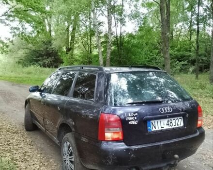 Синій Ауді А4, об'ємом двигуна 0 л та пробігом 390 тис. км за 1450 $, фото 4 на Automoto.ua