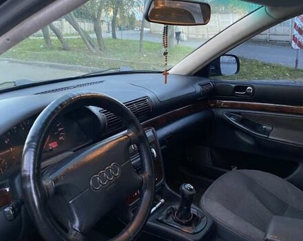 Ауди А4 1997 в Ивано-Франковске на Automoto.ua Синий Ауди А4, объемом двигателя 1.78 л и пробегом 553 тыс. км за 2800 $, фото 10 на Automoto.ua