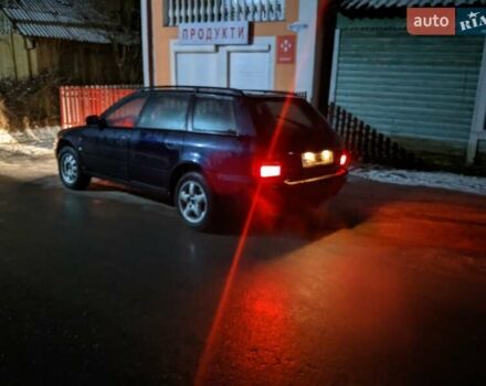 Синий Ауди А4, объемом двигателя 1.9 л и пробегом 425 тыс. км за 3000 $, фото 1 на Automoto.ua