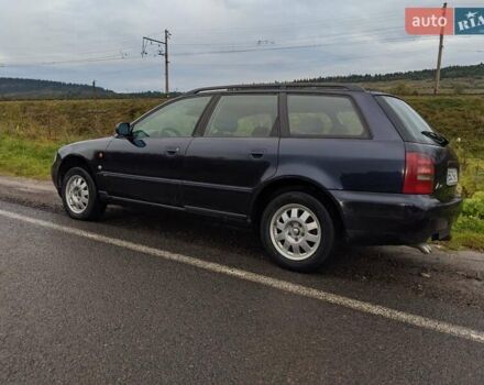 Синий Ауди А4, объемом двигателя 1.9 л и пробегом 425 тыс. км за 2550 $, фото 13 на Automoto.ua