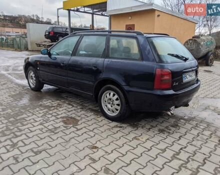 Синий Ауди А4, объемом двигателя 1.9 л и пробегом 425 тыс. км за 3000 $, фото 9 на Automoto.ua