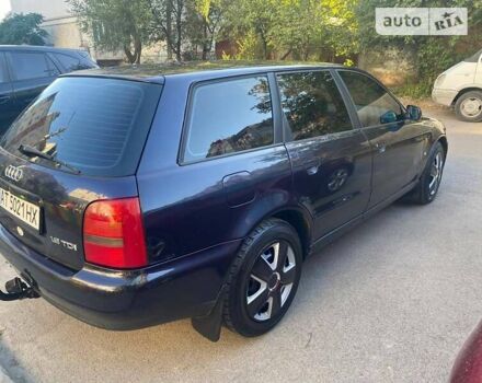 Синий Ауди А4, объемом двигателя 1.9 л и пробегом 350 тыс. км за 3350 $, фото 4 на Automoto.ua