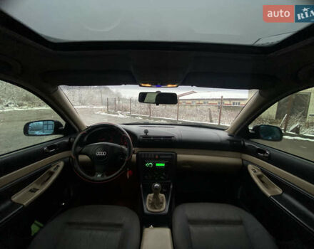 Синий Ауди А4, объемом двигателя 1.6 л и пробегом 319 тыс. км за 2999 $, фото 10 на Automoto.ua