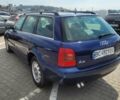 Синий Ауди А4, объемом двигателя 2.5 л и пробегом 350 тыс. км за 3950 $, фото 4 на Automoto.ua