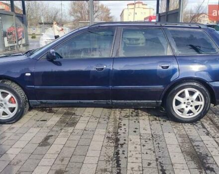Синий Ауди А4, объемом двигателя 1.6 л и пробегом 350 тыс. км за 2500 $, фото 10 на Automoto.ua