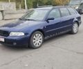 Синий Ауди А4, объемом двигателя 2 л и пробегом 250 тыс. км за 2300 $, фото 1 на Automoto.ua