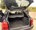 Синий Ауди А4, объемом двигателя 1.9 л и пробегом 400 тыс. км за 3500 $, фото 15 на Automoto.ua