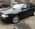 Синій Ауді А4, об'ємом двигуна 1.9 л та пробігом 329 тис. км за 4200 $, фото 1 на Automoto.ua