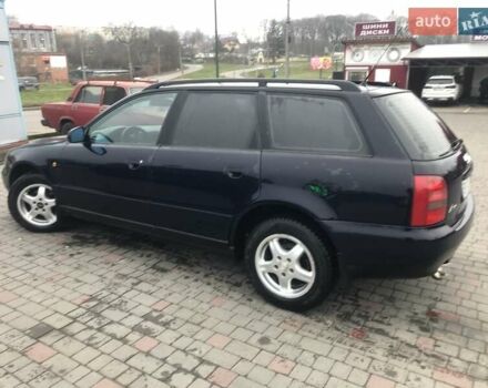 Синій Ауді А4, об'ємом двигуна 1.9 л та пробігом 329 тис. км за 4200 $, фото 24 на Automoto.ua