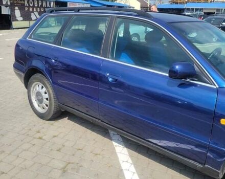 Синий Ауди А4, объемом двигателя 2.5 л и пробегом 350 тыс. км за 3950 $, фото 9 на Automoto.ua