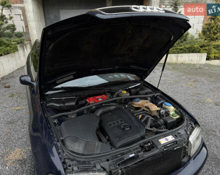 Синий Ауди А4, объемом двигателя 1.8 л и пробегом 360 тыс. км за 3900 $, фото 24 на Automoto.ua