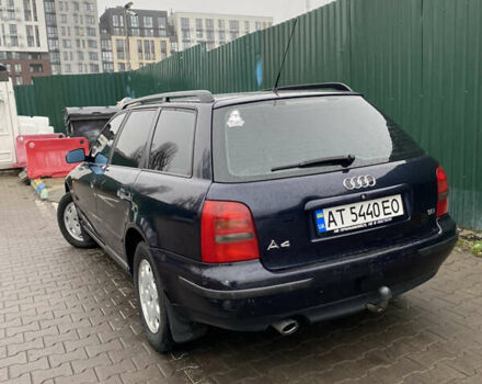 Синий Ауди А4, объемом двигателя 1.8 л и пробегом 250 тыс. км за 3700 $, фото 3 на Automoto.ua