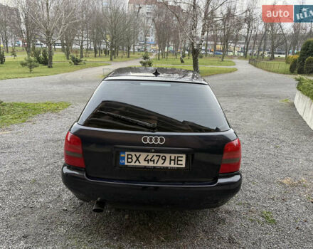 Синий Ауди А4, объемом двигателя 1.8 л и пробегом 360 тыс. км за 3900 $, фото 5 на Automoto.ua