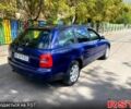 Синий Ауди А4, объемом двигателя 1.6 л и пробегом 340 тыс. км за 3500 $, фото 1 на Automoto.ua