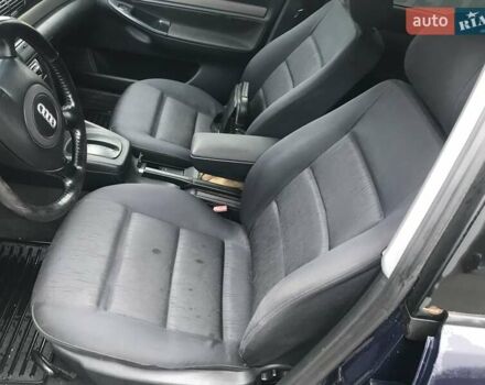 Синій Ауді А4, об'ємом двигуна 1.9 л та пробігом 329 тис. км за 4200 $, фото 17 на Automoto.ua