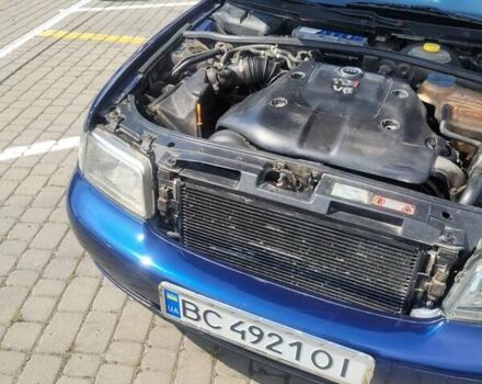 Синий Ауди А4, объемом двигателя 2.5 л и пробегом 350 тыс. км за 3950 $, фото 45 на Automoto.ua