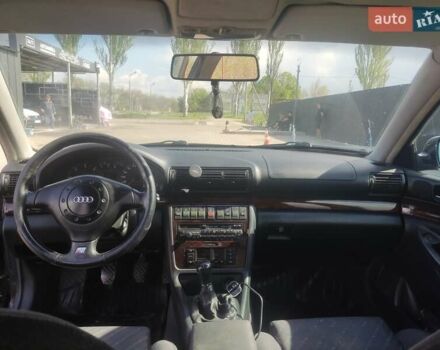 Синий Ауди А4, объемом двигателя 1.9 л и пробегом 370 тыс. км за 2300 $, фото 2 на Automoto.ua