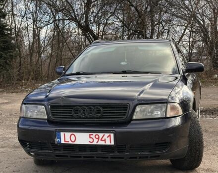 Синій Ауді А4, об'ємом двигуна 1.9 л та пробігом 475 тис. км за 2000 $, фото 1 на Automoto.ua
