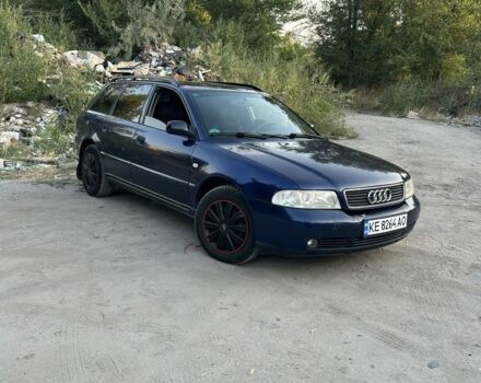 Синий Ауди А4, объемом двигателя 1.9 л и пробегом 260 тыс. км за 4800 $, фото 2 на Automoto.ua