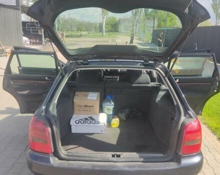 Синий Ауди А4, объемом двигателя 1.9 л и пробегом 370 тыс. км за 2300 $, фото 8 на Automoto.ua