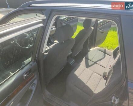 Синий Ауди А4, объемом двигателя 1.9 л и пробегом 370 тыс. км за 2300 $, фото 6 на Automoto.ua