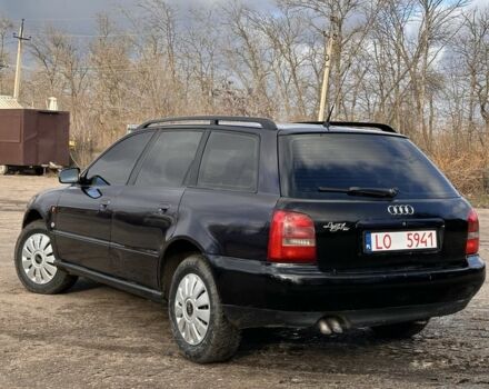 Синій Ауді А4, об'ємом двигуна 1.9 л та пробігом 475 тис. км за 2000 $, фото 2 на Automoto.ua