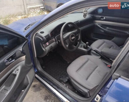 Синий Ауди А4, объемом двигателя 1.8 л и пробегом 280 тыс. км за 2899 $, фото 14 на Automoto.ua