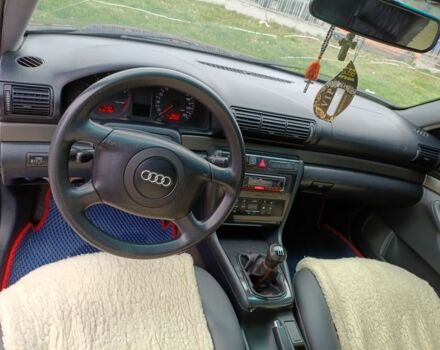 Синий Ауди А4, объемом двигателя 1.6 л и пробегом 337 тыс. км за 4794 $, фото 2 на Automoto.ua