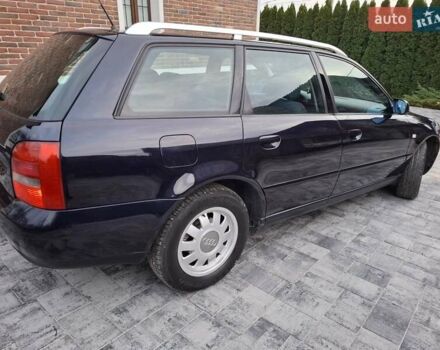 Синий Ауди А4, объемом двигателя 1.78 л и пробегом 196 тыс. км за 4850 $, фото 3 на Automoto.ua