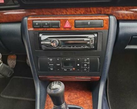 Синий Ауди А4, объемом двигателя 1.78 л и пробегом 196 тыс. км за 4850 $, фото 37 на Automoto.ua