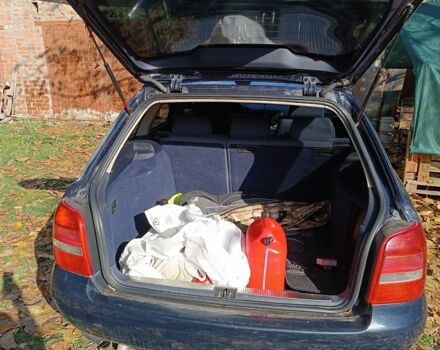 Синий Ауди А4, объемом двигателя 0 л и пробегом 424 тыс. км за 2500 $, фото 8 на Automoto.ua