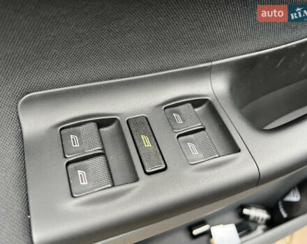 Синий Ауди А4, объемом двигателя 1.8 л и пробегом 193 тыс. км за 7777 $, фото 24 на Automoto.ua