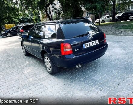 Синій Ауді А4, об'ємом двигуна 1.9 л та пробігом 370 тис. км за 3600 $, фото 3 на Automoto.ua