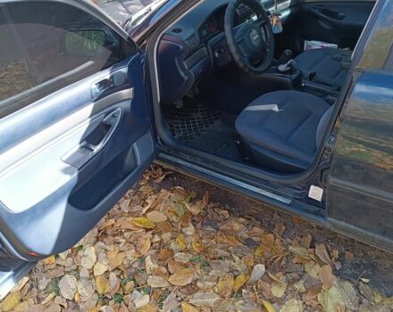 Синий Ауди А4, объемом двигателя 0 л и пробегом 424 тыс. км за 2500 $, фото 6 на Automoto.ua
