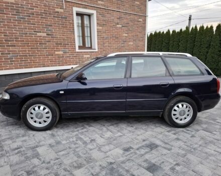 Синій Ауді А4, об'ємом двигуна 1.8 л та пробігом 196 тис. км за 4850 $, фото 2 на Automoto.ua